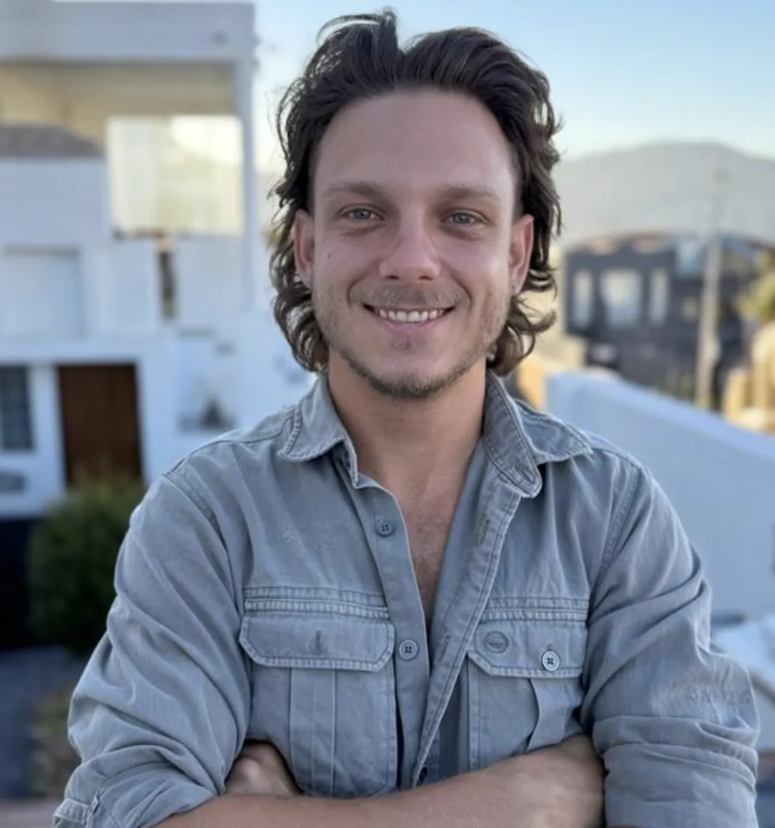 Portrait of Igor Potgieter smiling outdoors