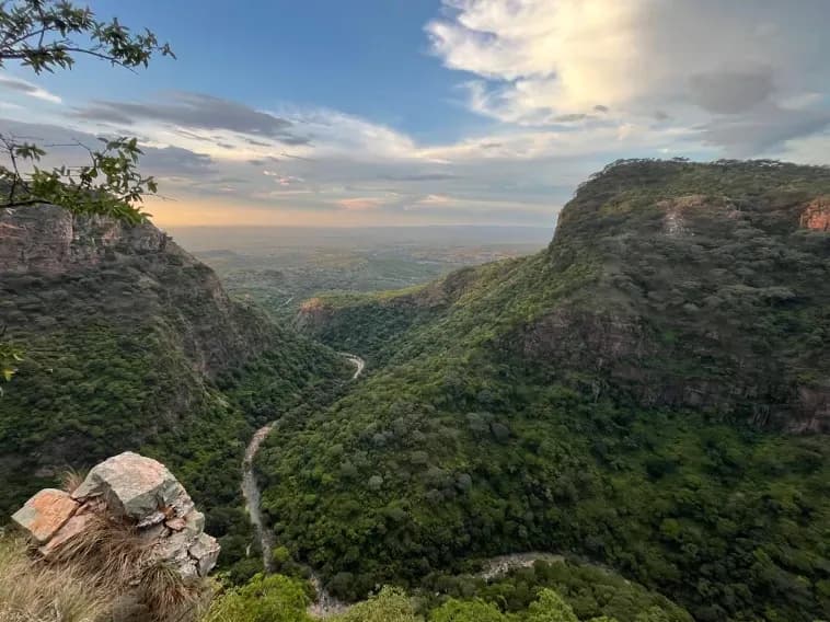 The Mucheni escarpment stretching across the Chizarira landscape